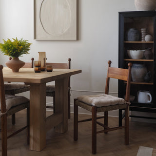 Finials Dining Chair with Rope Seat