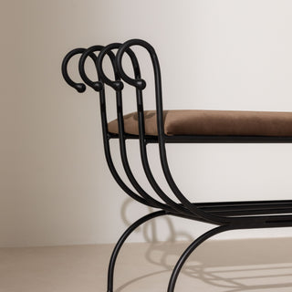 No.17 The Elysée Curls Bench