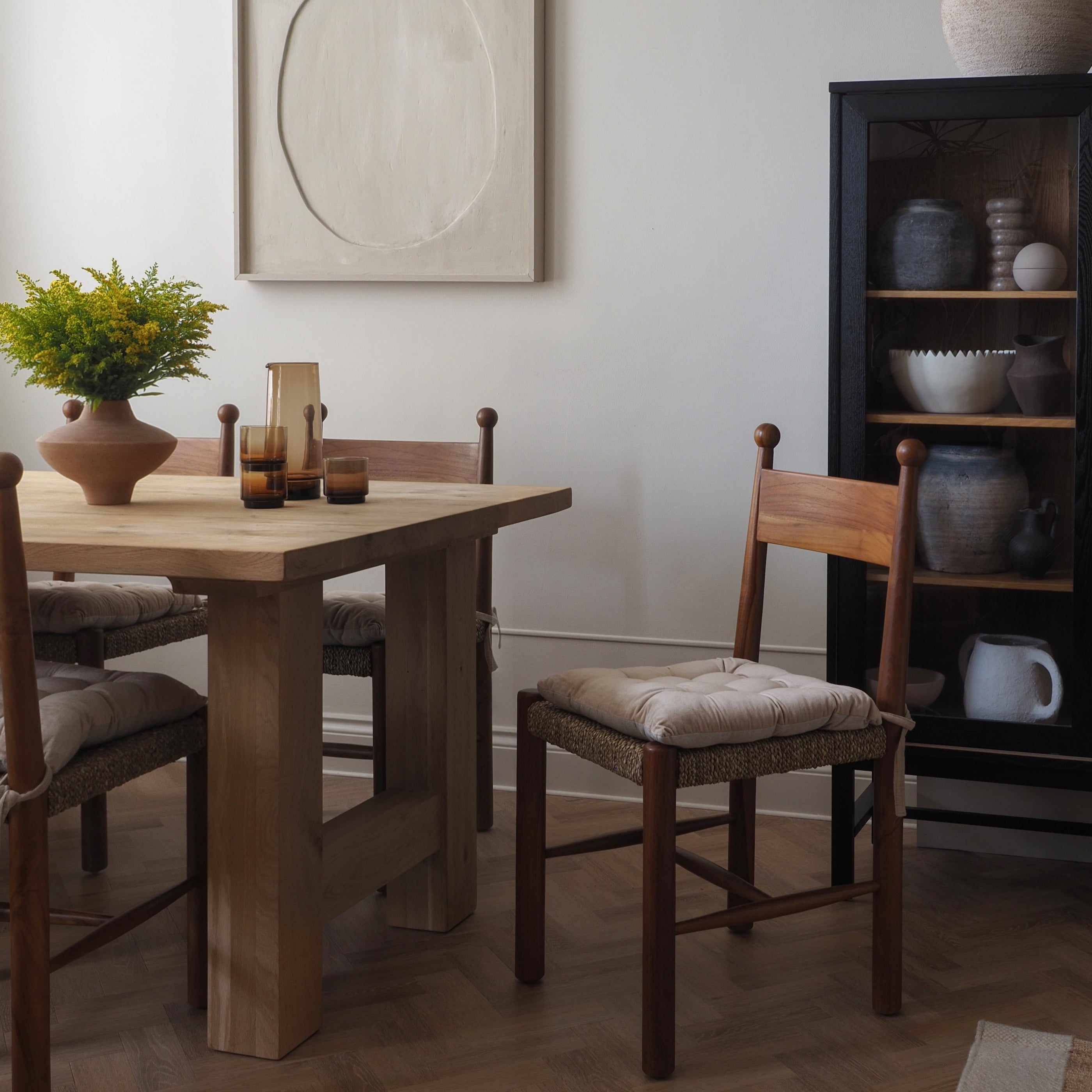 Finials Dining Chair with Rope Seat – Six The Residence.